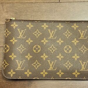 Louis Vuitton Monogram Neverfull MM Pochette Only